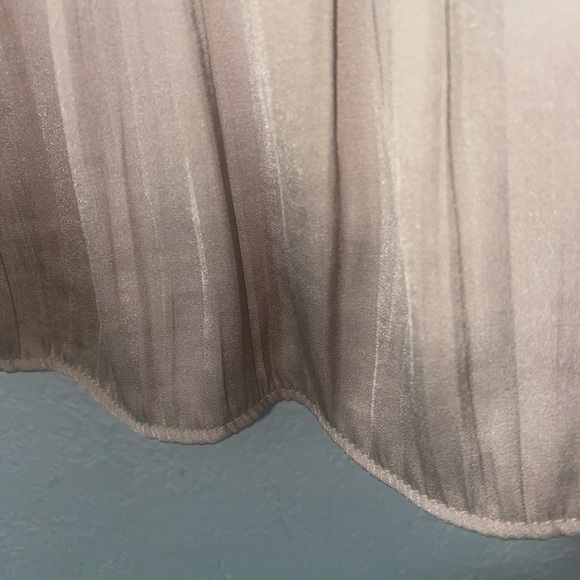 Old Navy Champagne Camisole Top - Picture 5 of 8